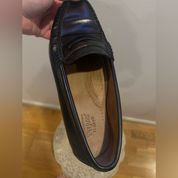 G.H. Bass & Co Weejuns Black Patent Leather Penny Loafers - Picture 9 of 17